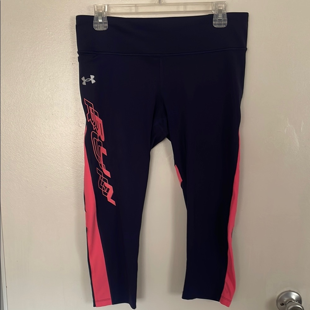 Under Armour Navy/Pink Compression Capri Leggings (size L)